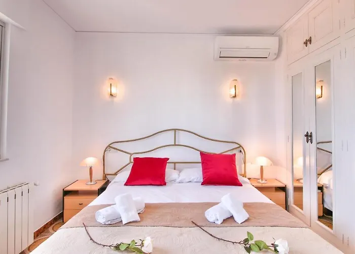 Tosal Gros St By Carlosferien Villa *